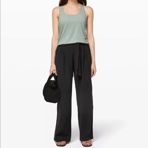 Lululemon Noir Slacks, black, size 6